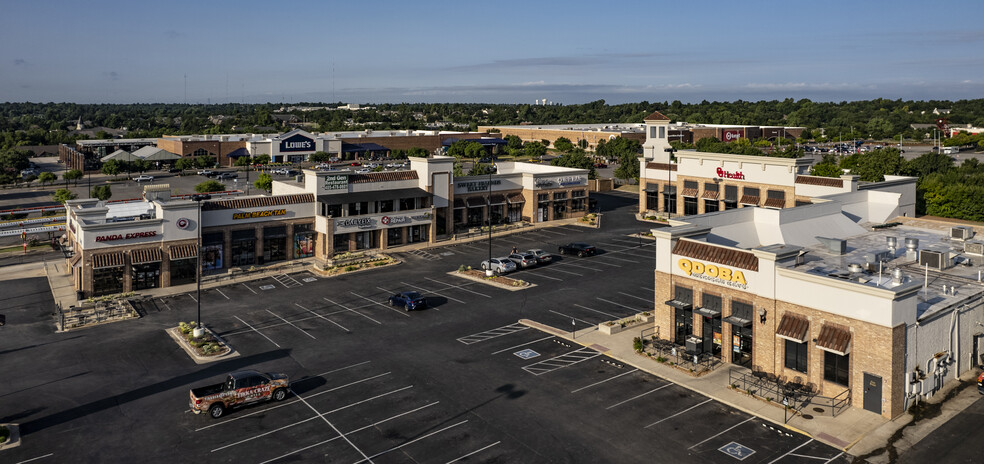 301 S Bryant Ave, Edmond, OK for lease - Building Photo - Image 1 of 7