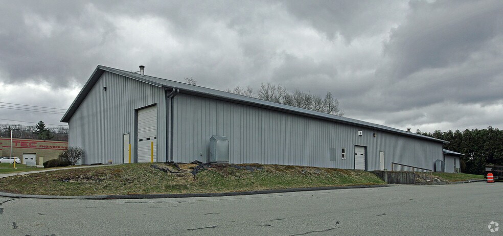 31A Town Forest Rd, Oxford, MA for lease - Building Photo - Image 3 of 6