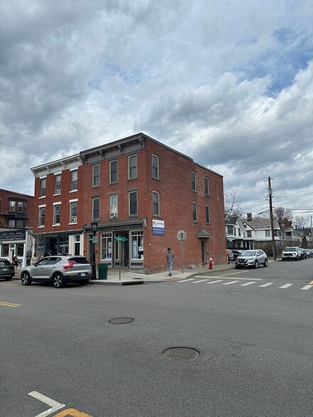 192 Main St, Beacon, NY for sale - Building Photo - Image 1 of 1