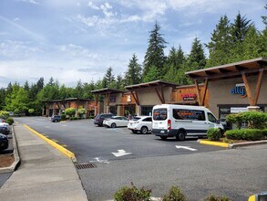 22320 NE Marketplace Dr, Redmond, WA for lease Building Photo- Image 2 of 6