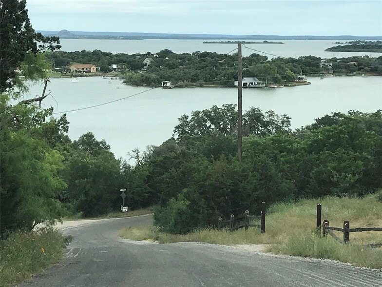 325 Eagle Rest Ln, Burnet, TX for sale - Building Photo - Image 2 of 30