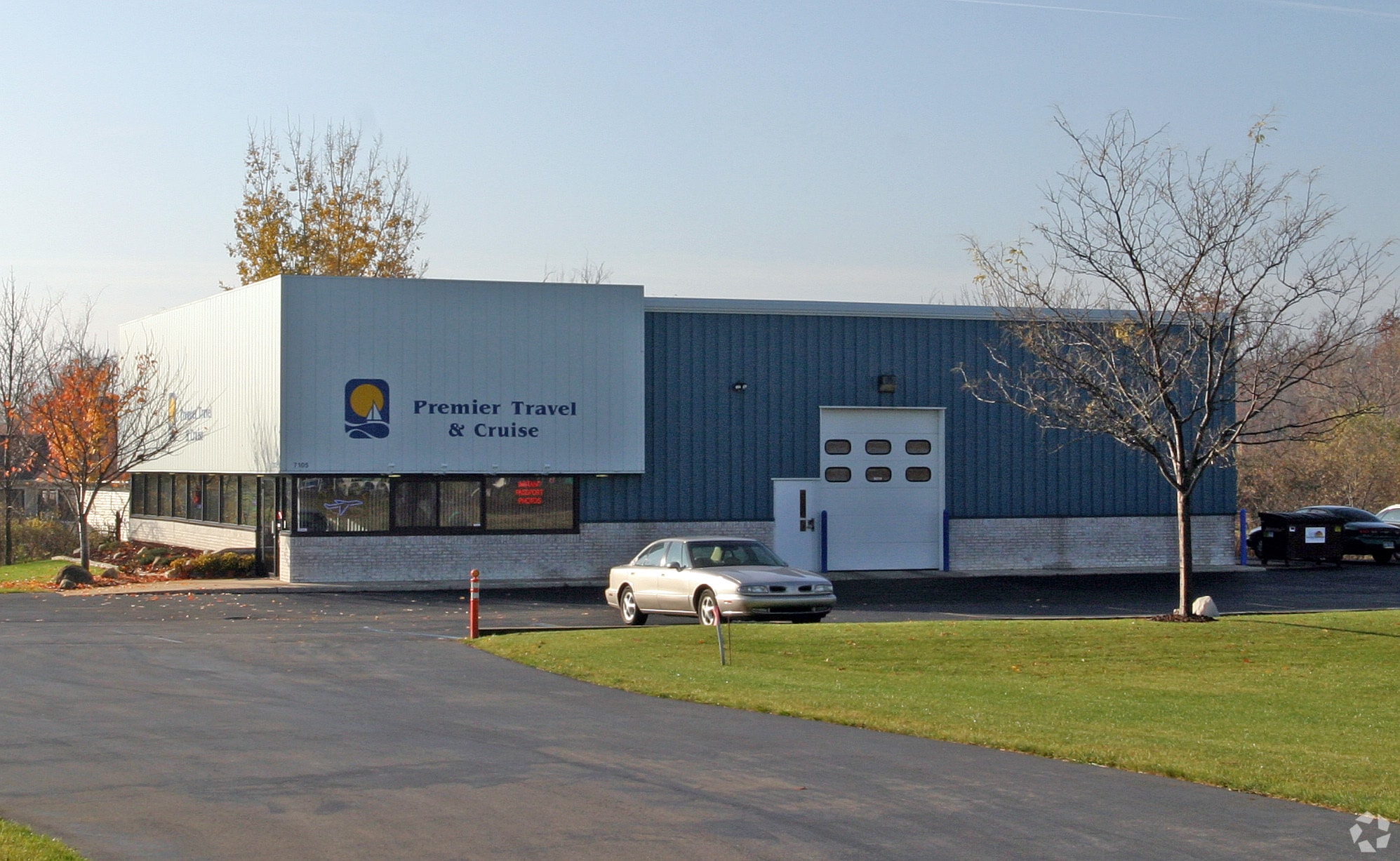 7105 Broadmoor Ave SE, Caledonia, MI for sale Primary Photo- Image 1 of 5