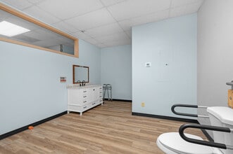 6659 Pearl Rd, Parma Heights, OH for lease Interior Photo- Image 2 of 10