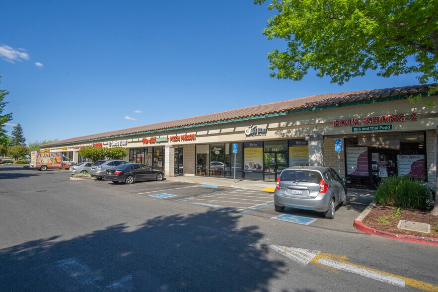 3518-3572 G St, Merced, CA for lease - Building Photo - Image 1 of 7