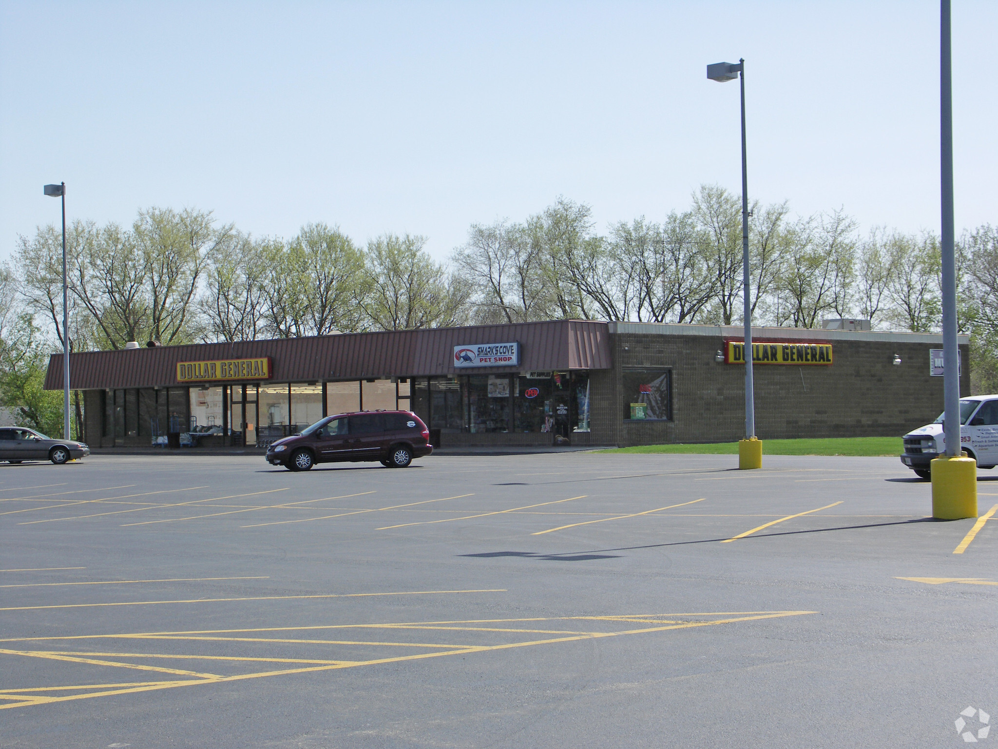 2901 E Lincoln Way, Sterling, IL 61081 - Kmart Plaza | LoopNet