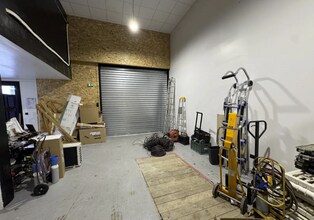 Flex in Marines for lease Interior Photo- Image 2 of 9