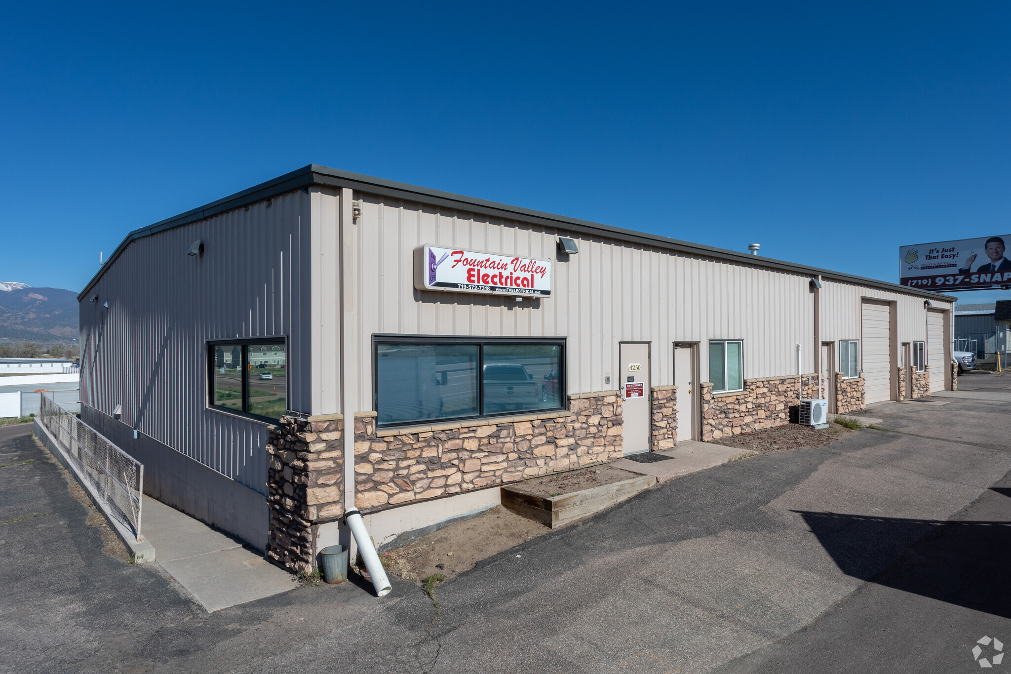 4250 Hancock Expressway, Colorado Springs, CO for lease Primary Photo- Image 1 of 8