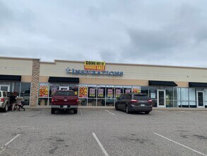 945 Pokegama Ave, Grand Rapids, MN for lease Building Photo- Image 1 of 2