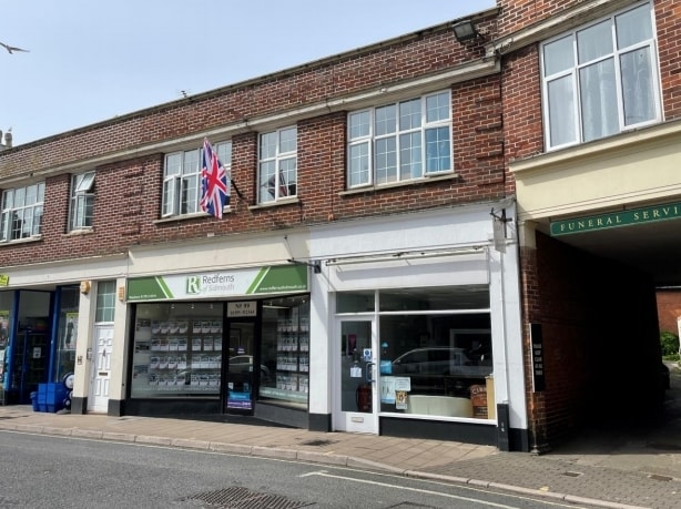 99 High St, Sidmouth for sale Primary Photo- Image 1 of 1