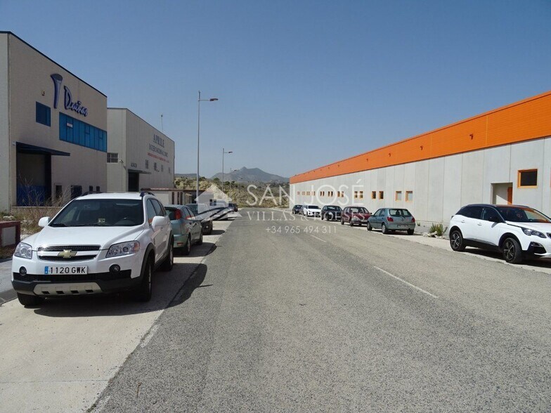 Industrial in Aspe for sale - Building Photo - Image 3 of 8