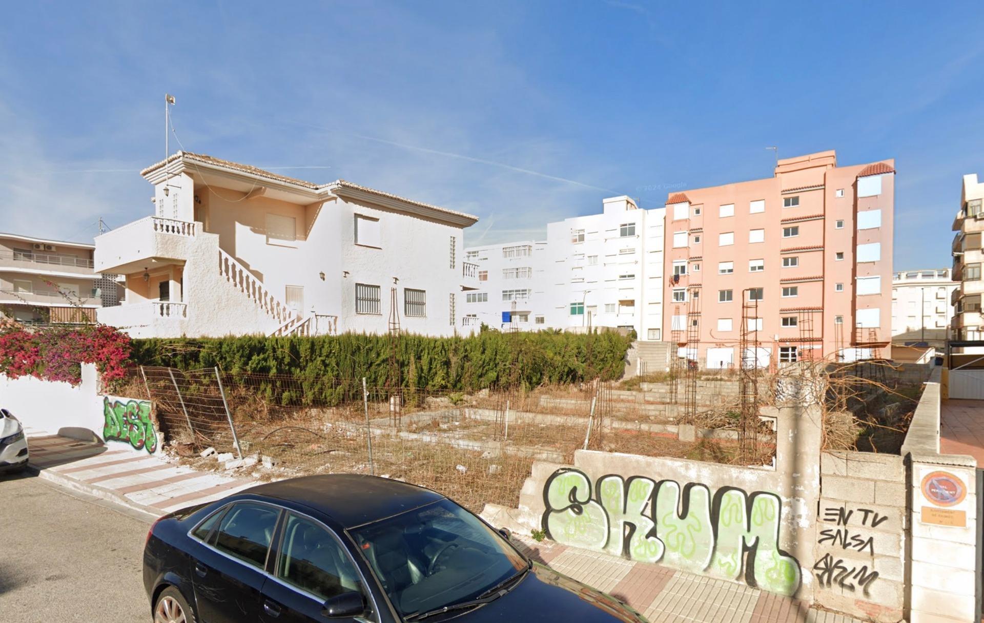 Land in Daimús, Valencia for sale Building Photo- Image 1 of 2