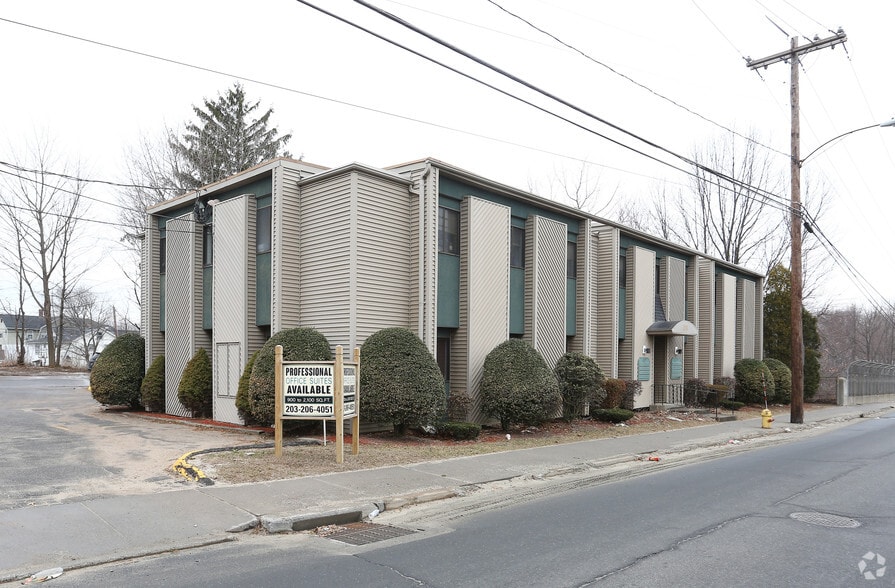 276 Highland Ave, Waterbury, CT for lease - Primary Photo - Image 2 of 4