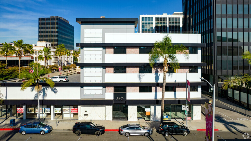 9646 Brighton Way, Beverly Hills, CA for lease - Building Photo - Image 3 of 4