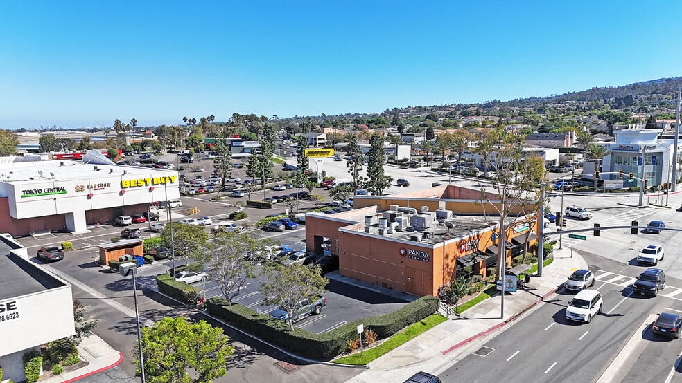 3737 Pacific Coast Hwy, Torrance, CA for lease - Building Photo - Image 2 of 12