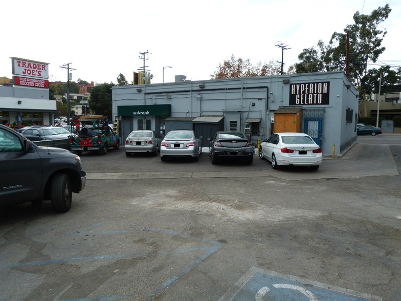 2800-2806 Hyperion Ave, Los Angeles, CA for lease - Building Photo - Image 2 of 12