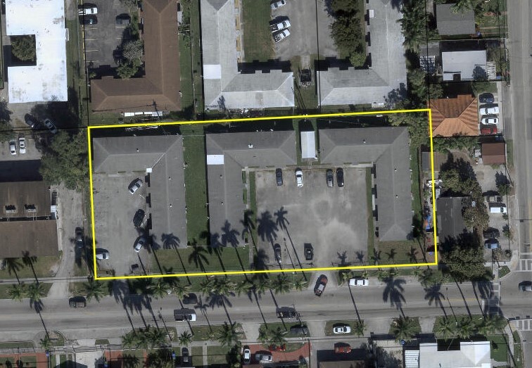 1915-1935 NW 28th St, Miami, FL for sale - Building Photo - Image 1 of 17