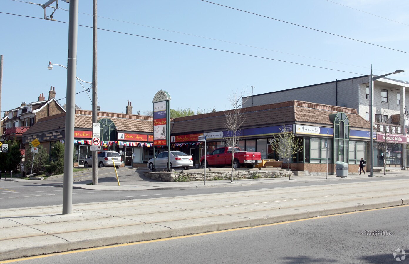 1474 St Clair Ave W, Toronto, ON M6E 1C7 1474 St Clair Ave W, Toronto, ON M6E 1C7