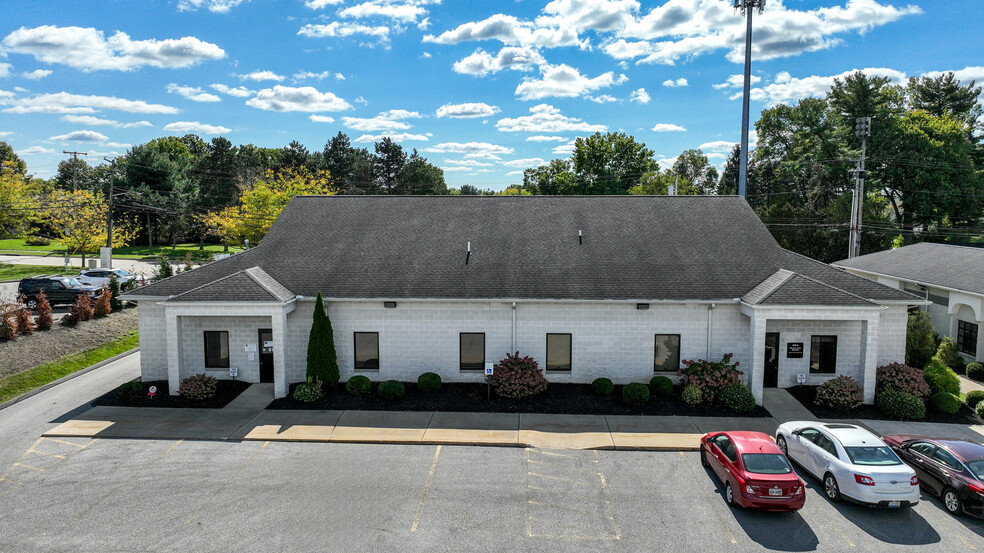 169 5th St SE, Barberton, OH for lease - Building Photo - Image 2 of 8