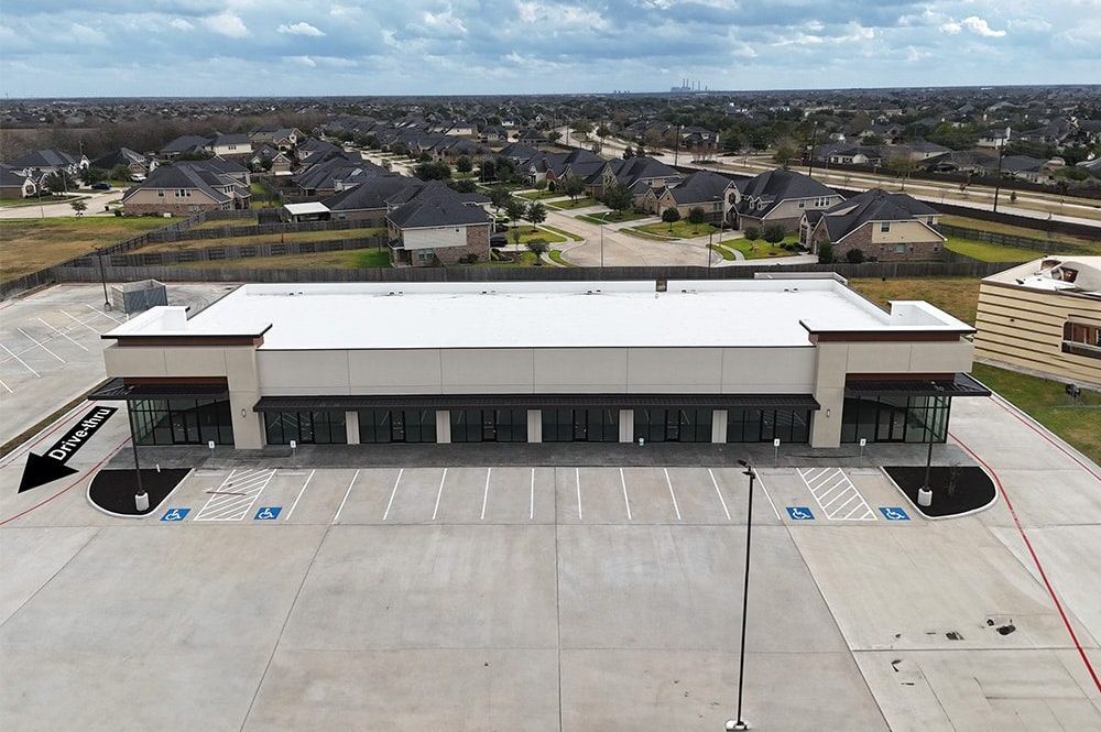 635 Benton Rd, Rosenberg, TX for lease Primary Photo- Image 1 of 2