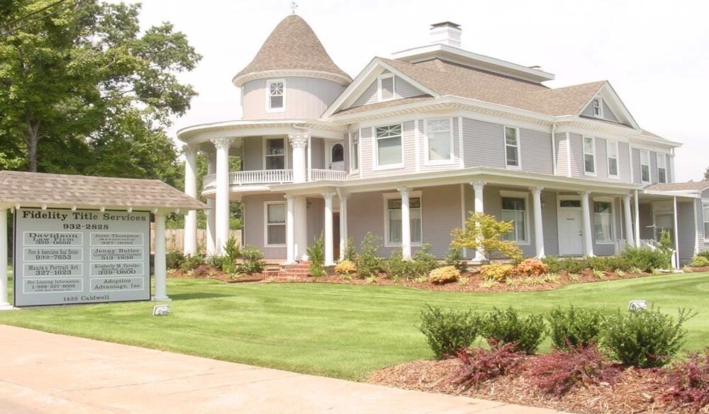 1422 Caldwell St, Conway, AR 72034