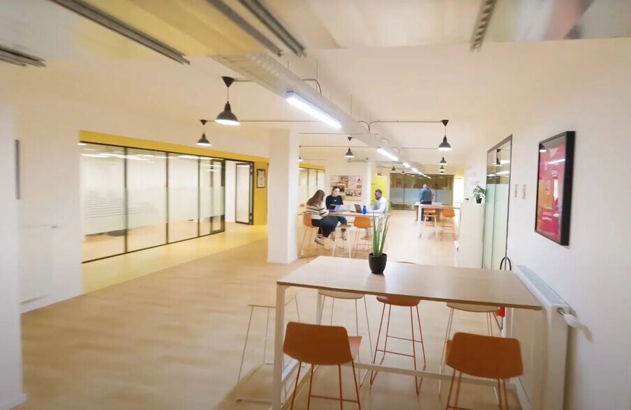 Office in Nancy for sale - Interior Photo - Image 2 of 12