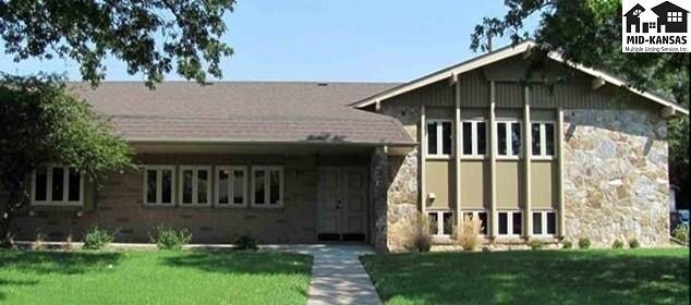 20 29th Ct, Hutchinson, KS for sale Building Photo- Image 1 of 1