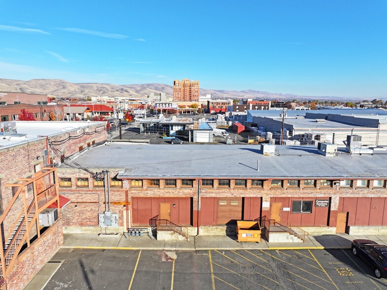2-12 S 1st Ave, Yakima, WA for lease - Building Photo - Image 2 of 11