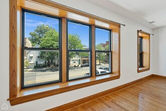 4544 N Western Ave, Chicago, IL for sale Interior Photo- Image 2 of 40