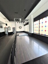 Retail in Villanueva de la Torre, Guadalajara for lease Interior Photo- Image 2 of 9