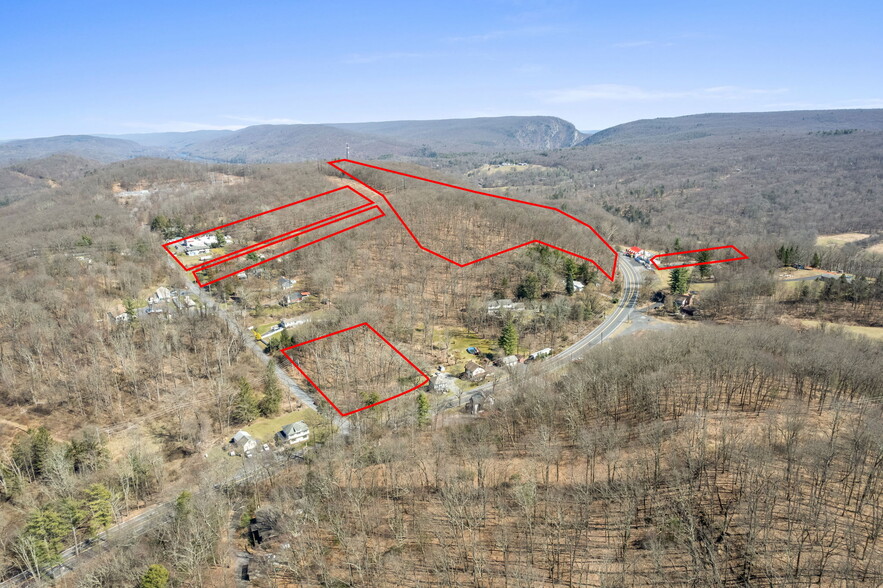 Foxtown Hill Rd, Stroudsburg, PA for sale - Aerial - Image 2 of 7