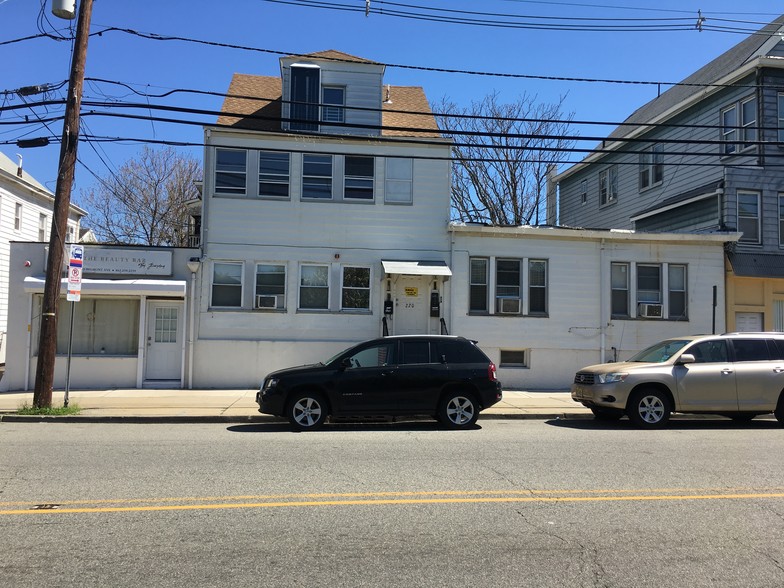 220 Belmont Ave, Haledon, NJ for sale - Primary Photo - Image 1 of 1