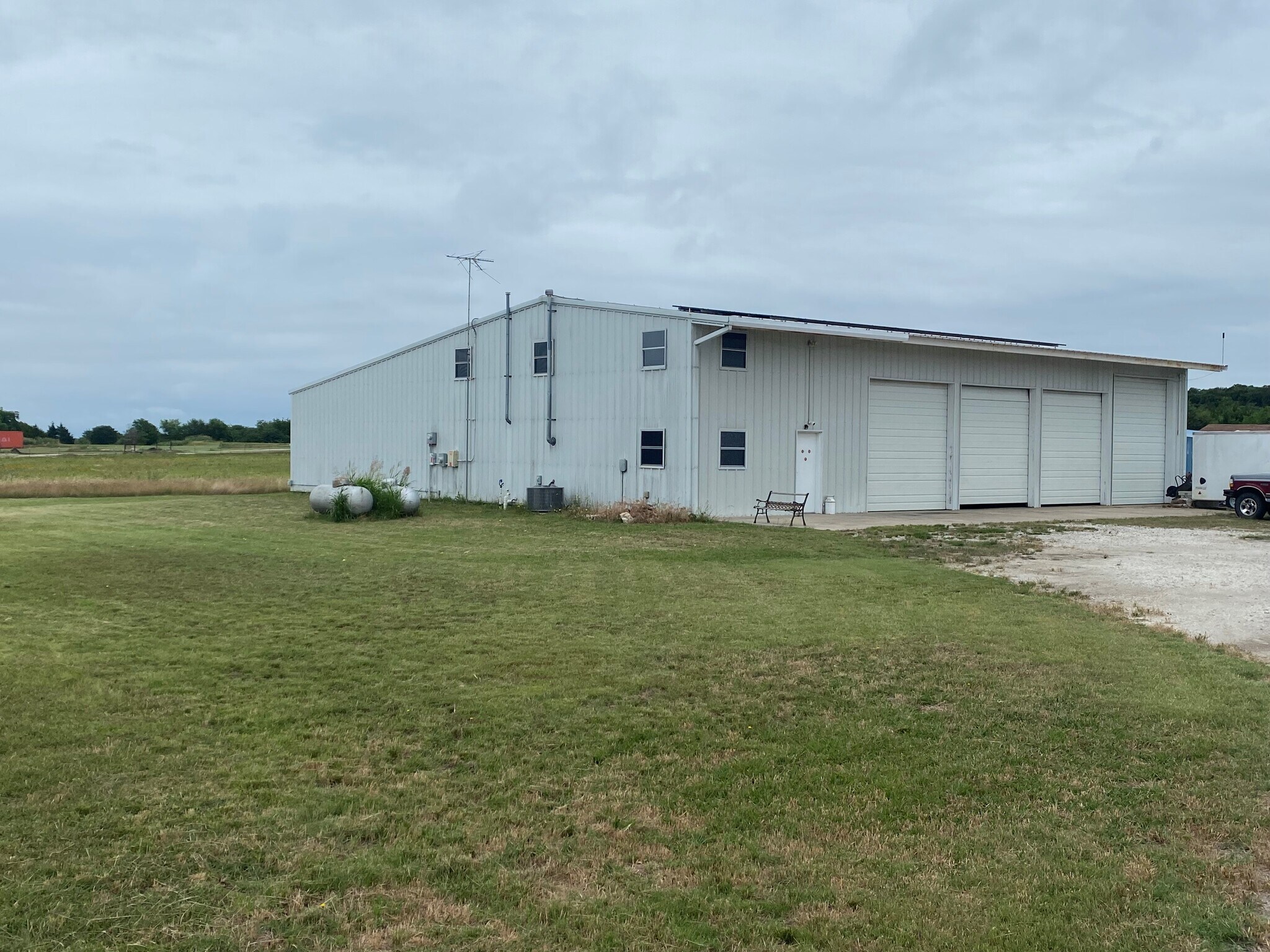 6444 E Lone Oak Rd, Valley View, TX for sale Building Photo- Image 1 of 1
