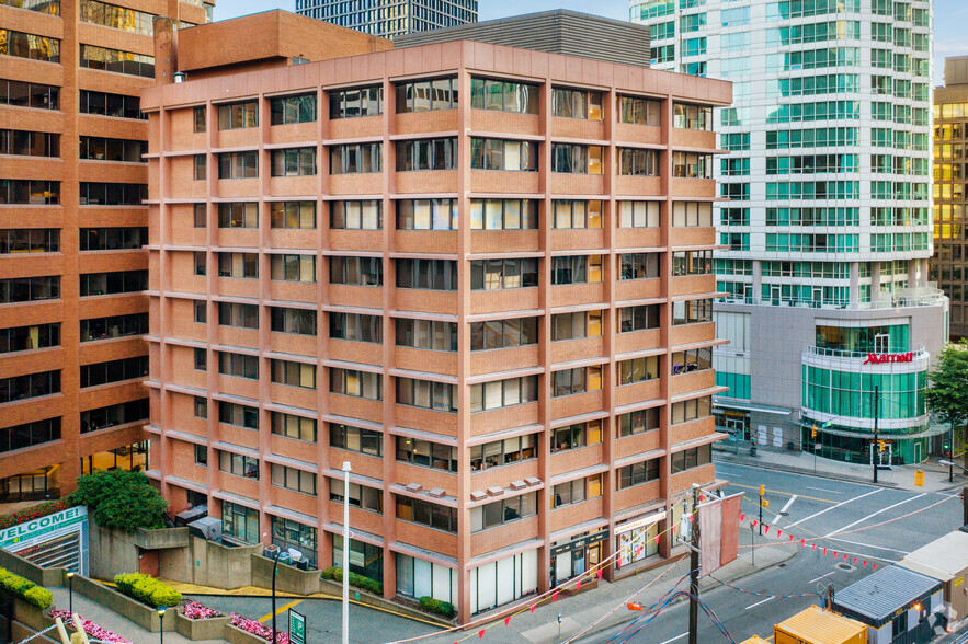 1112 W Pender St, Vancouver, BC for lease - Building Photo - Image 1 of 19