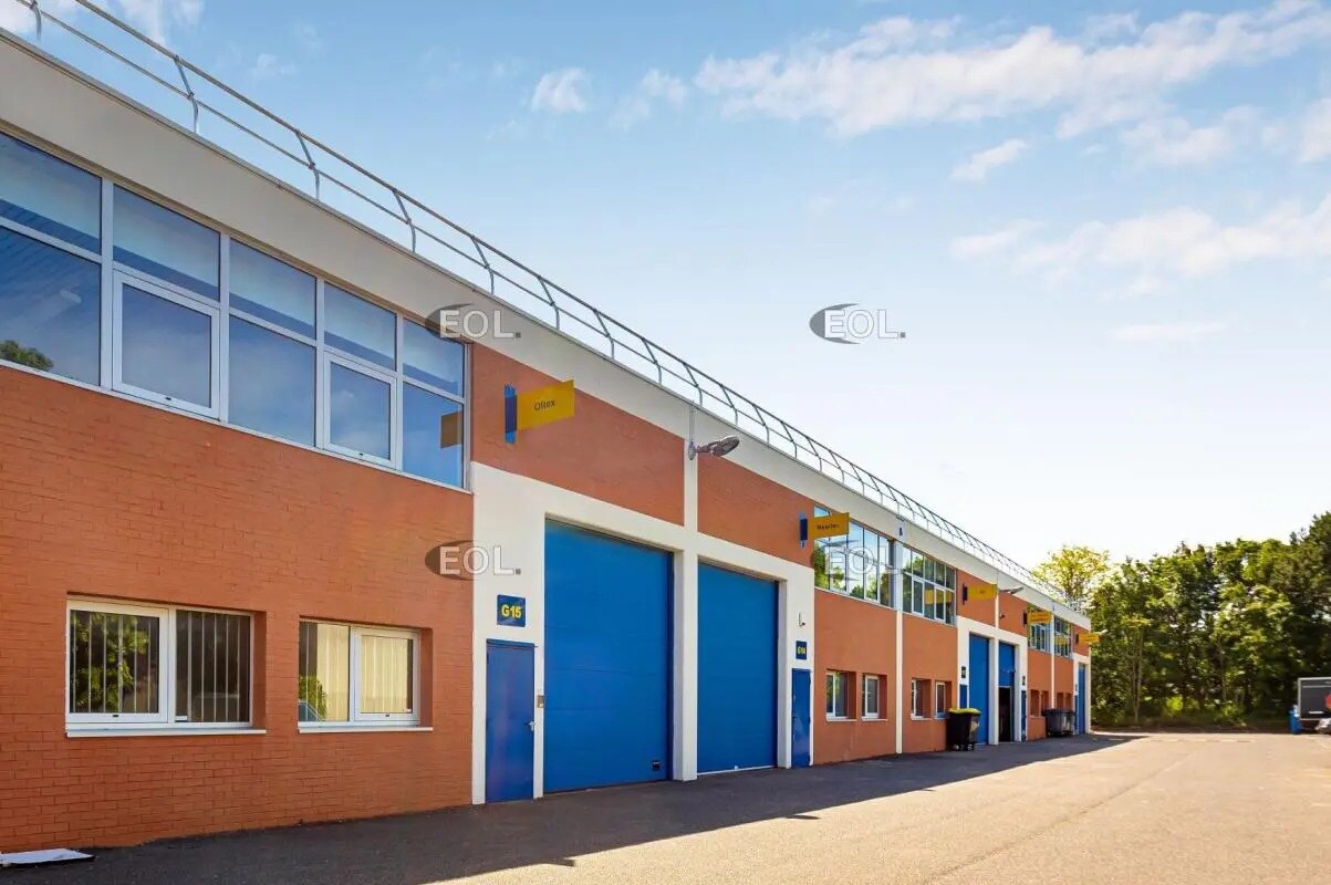 Flex in SAINT-OUEN-L'AUMONE for lease Building Photo- Image 1 of 7