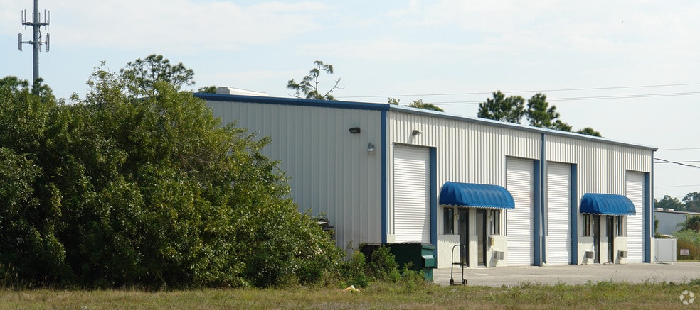 2508 Andalusia Blvd, Cape Coral, FL for lease - Building Photo - Image 2 of 2