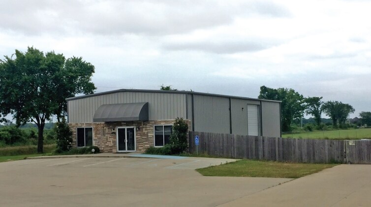 101 Crown Ct, Bossier City, LA for sale - Primary Photo - Image 1 of 1