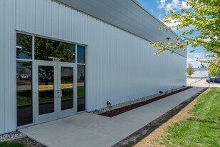 1670 Northrock Ct, Rockford IL - Warehouse