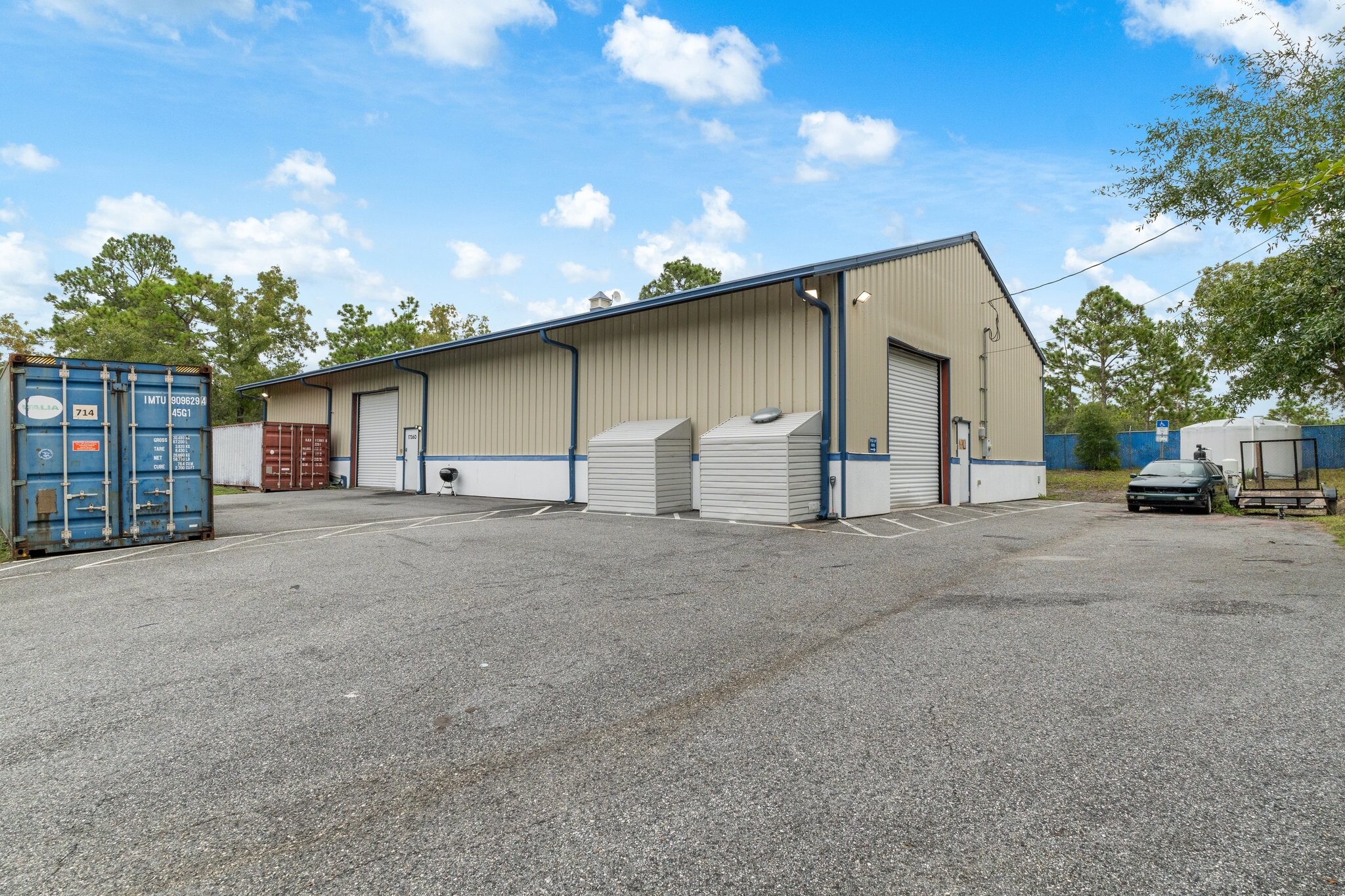 17360 Necklace Warbler, Brooksville, FL for sale Building Photo- Image 1 of 1