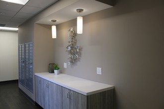 3711 Long Beach Blvd, Long Beach, CA for lease Interior Photo- Image 1 of 22