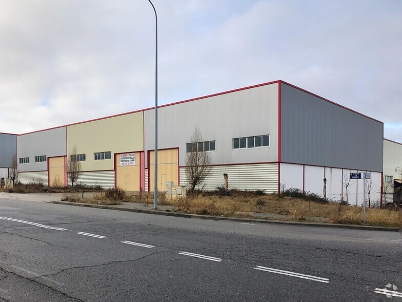 Industrial in Segovia, Segovia for sale - Building Photo - Image 2 of 2