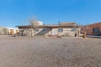 1920 8th St NW, Albuquerque, NM for lease Building Photo- Image 2 of 8