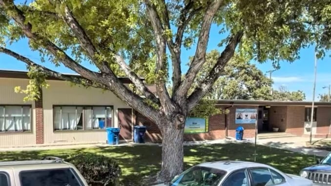 1353 Macon St, Aurora, CO for sale - Building Photo - Image 1 of 1