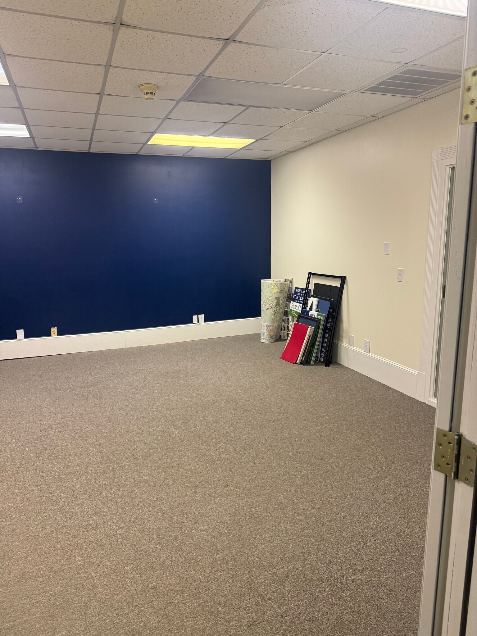 120 Laurens St SW, Aiken, SC for lease Interior Photo- Image 1 of 9