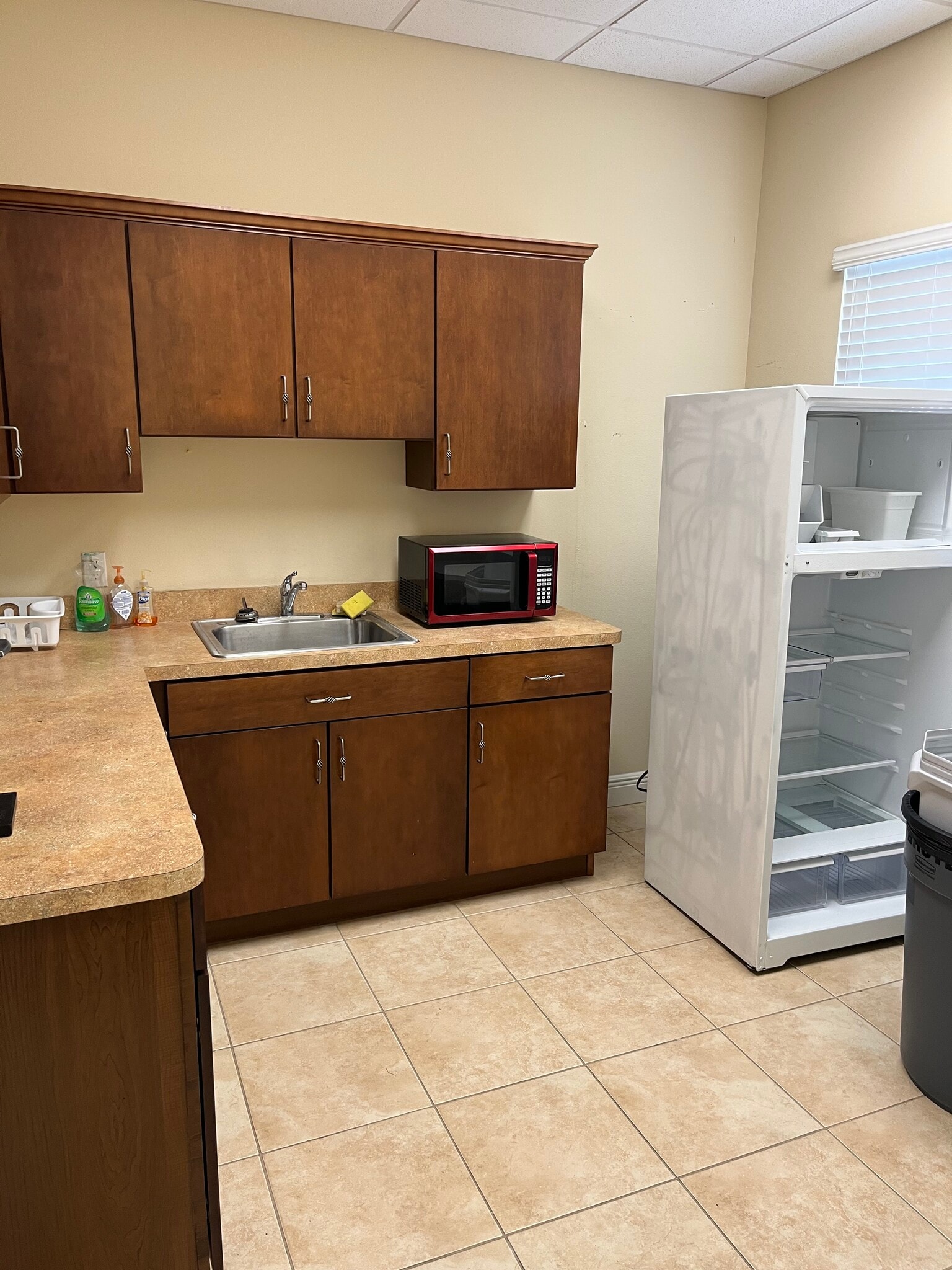 5952-6012 Clark Center Ave, Sarasota, FL for lease Building Photo- Image 1 of 12