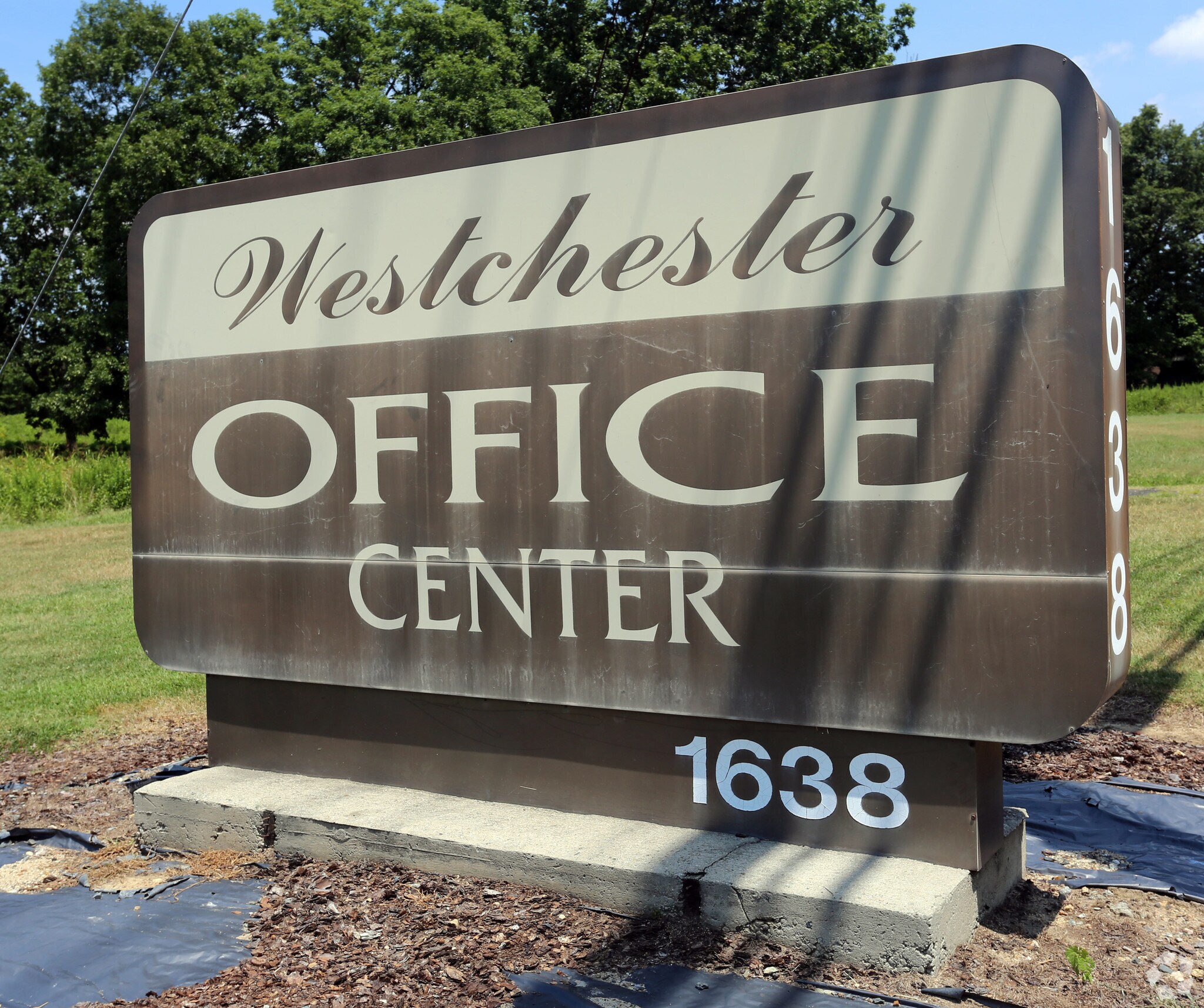 1638 Westchester Dr, High Point, NC for sale Building Photo- Image 1 of 1