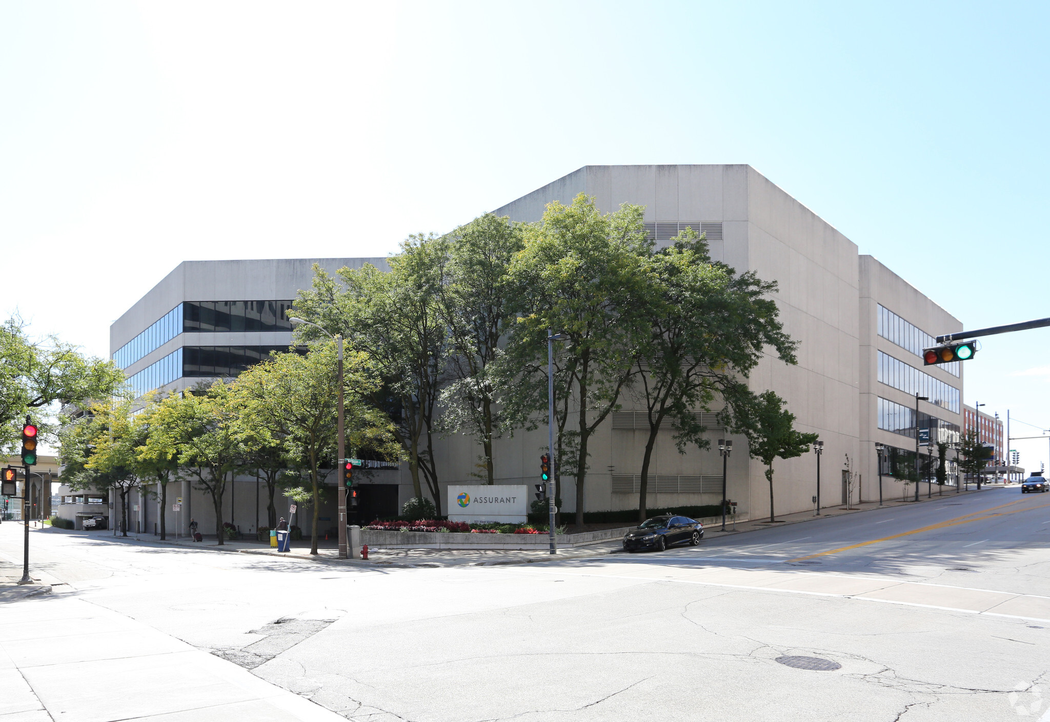 501 W Michigan St, Milwaukee, WI for sale Primary Photo- Image 1 of 1