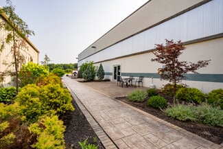 More details for 496 W Plaza Dr, Columbia City, IN - Retail for Lease