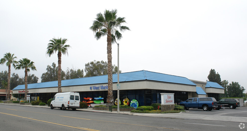 10081 Indiana Ave, Riverside, CA for lease - Building Photo - Image 2 of 2