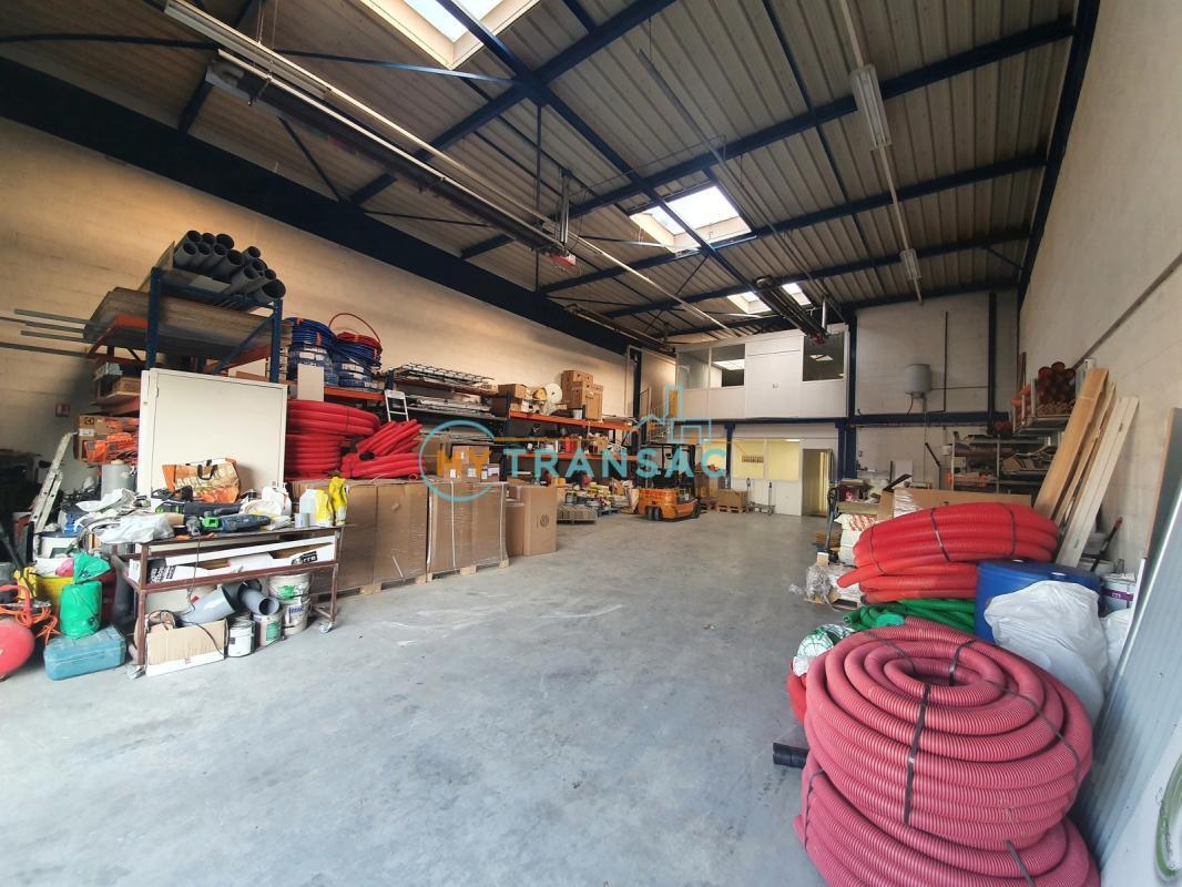 Flex in Chelles for lease Interior Photo- Image 1 of 10