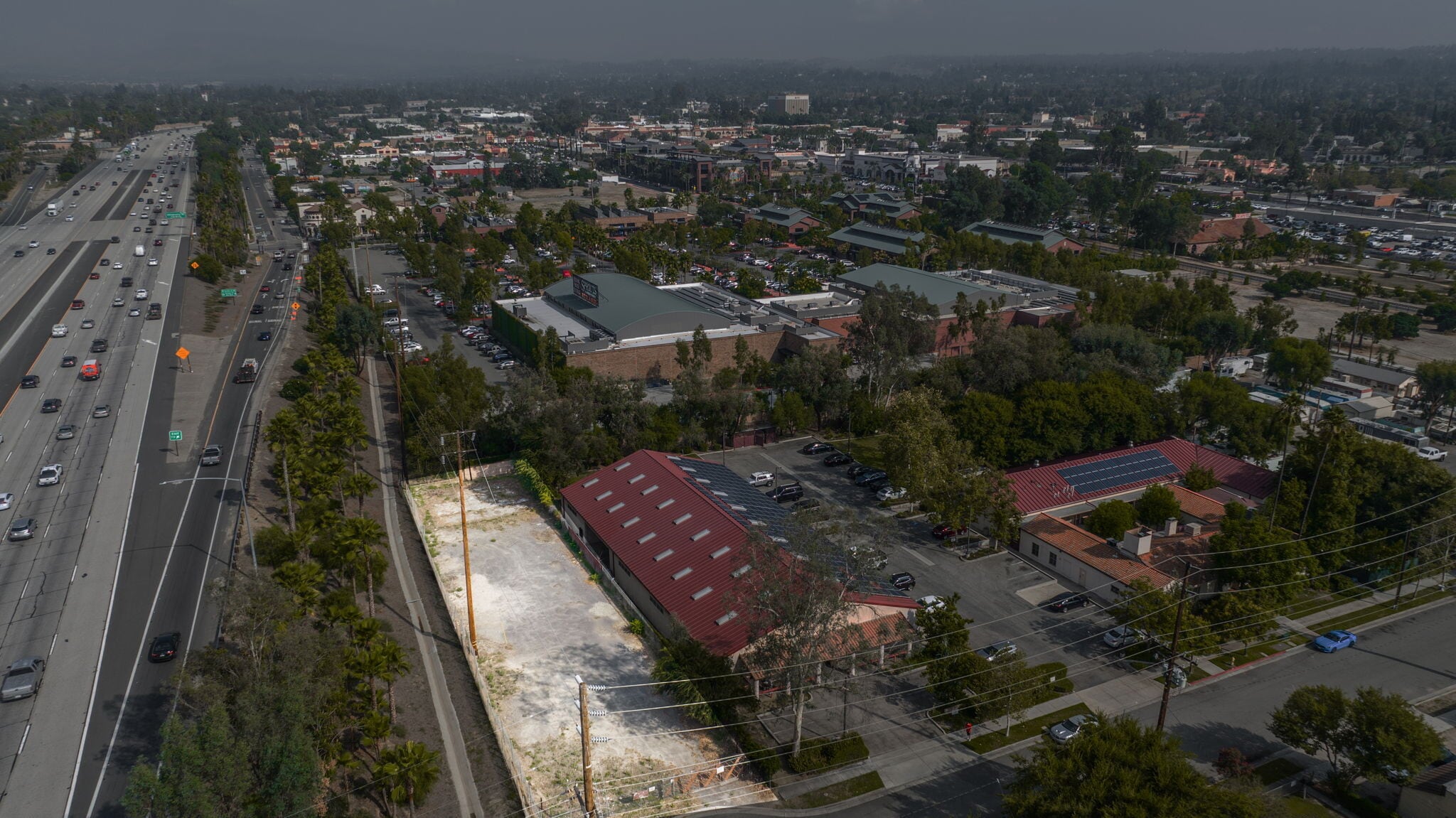 612 Lawton St, Redlands, CA for lease Primary Photo- Image 1 of 10